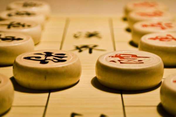 求象棋全套口诀。比如 马走日子 象走田 车走直路。往下不会了。嘻嘻植法景迅。