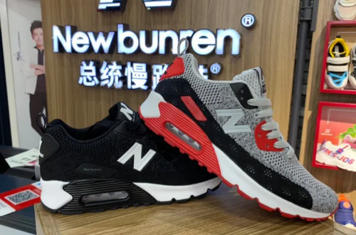 new balance和新百伦的区别