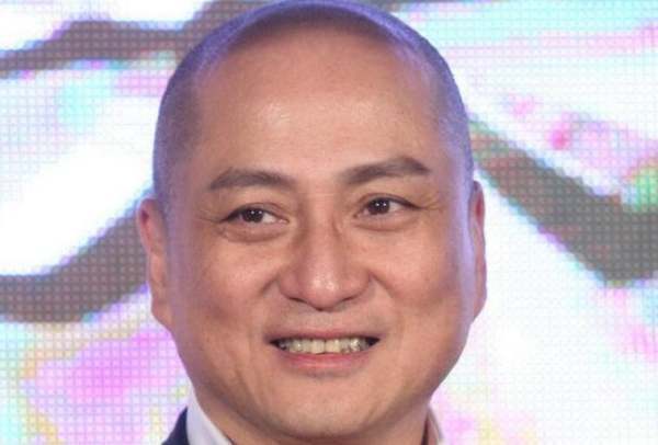 汤镇宗和汤镇业是不是亲兄弟？