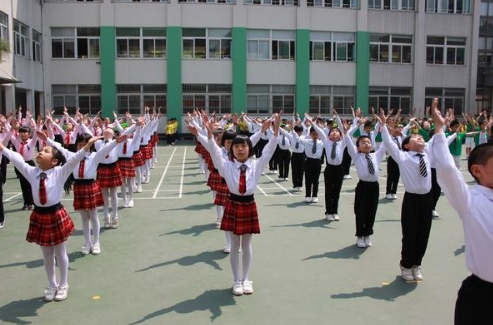 小学四年级什么时候开学？